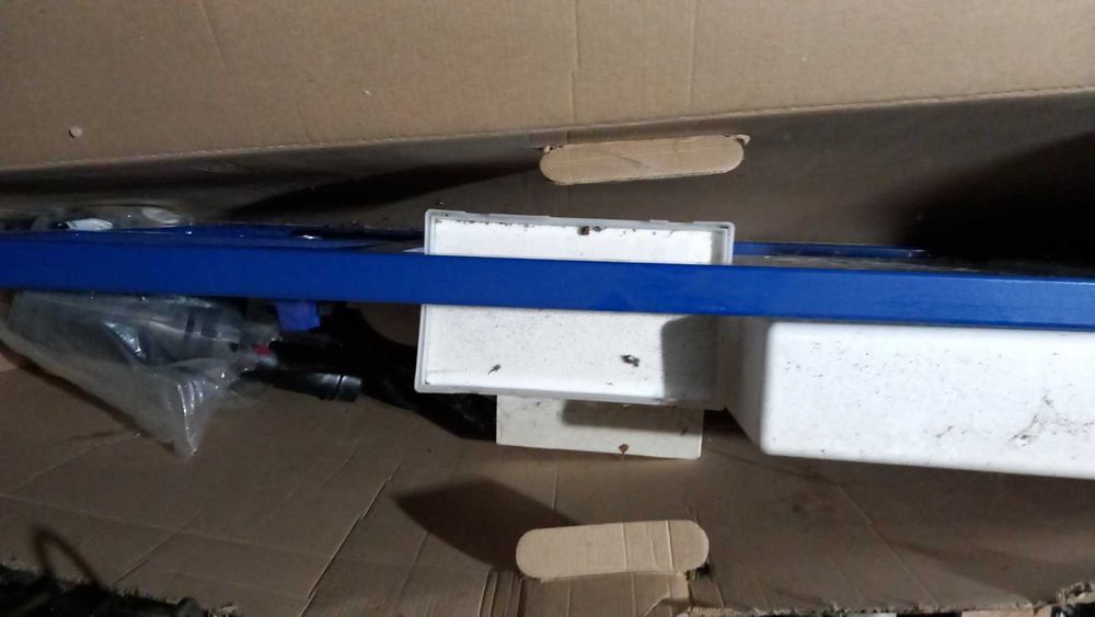 Структура за вграждане, без порцелановата тоалетна! *ПРОДАДЕНА*