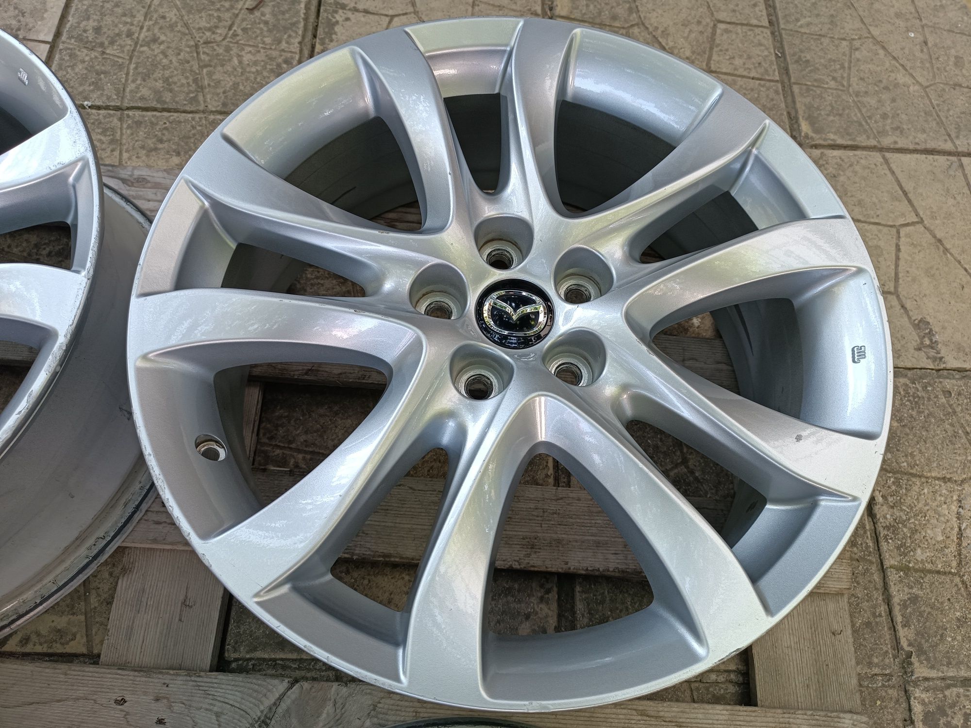 Лети джанти 19ки 5х114.3 Mazda