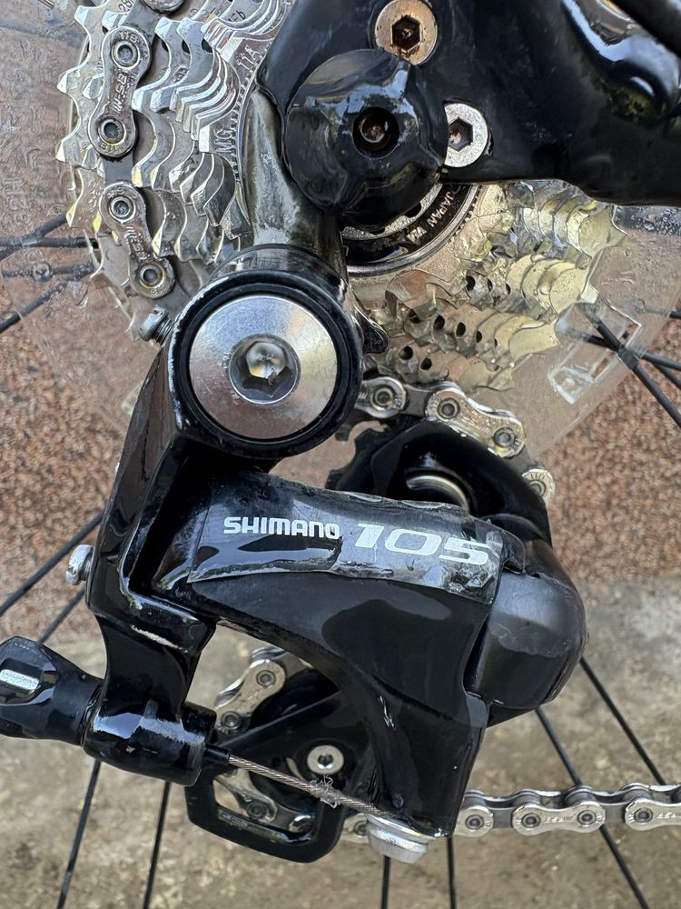 Bicicletă cursieră Merida Scultura – Shimano 105