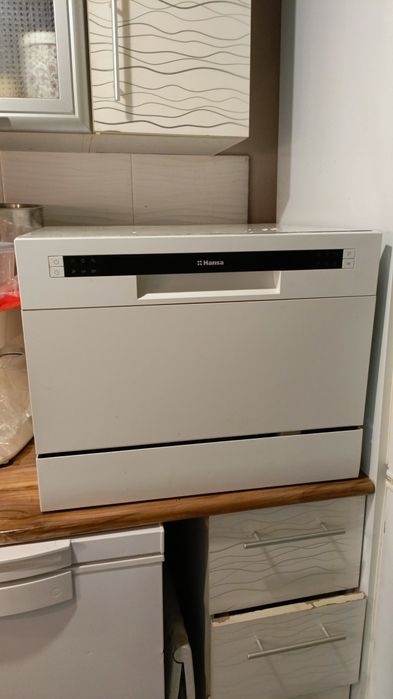 Продам посудомоечную машину