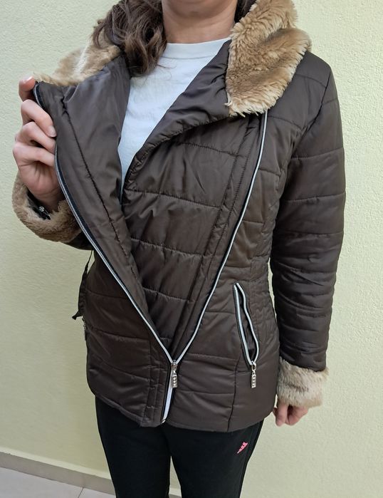 Продавам яке, размер 36 (s)