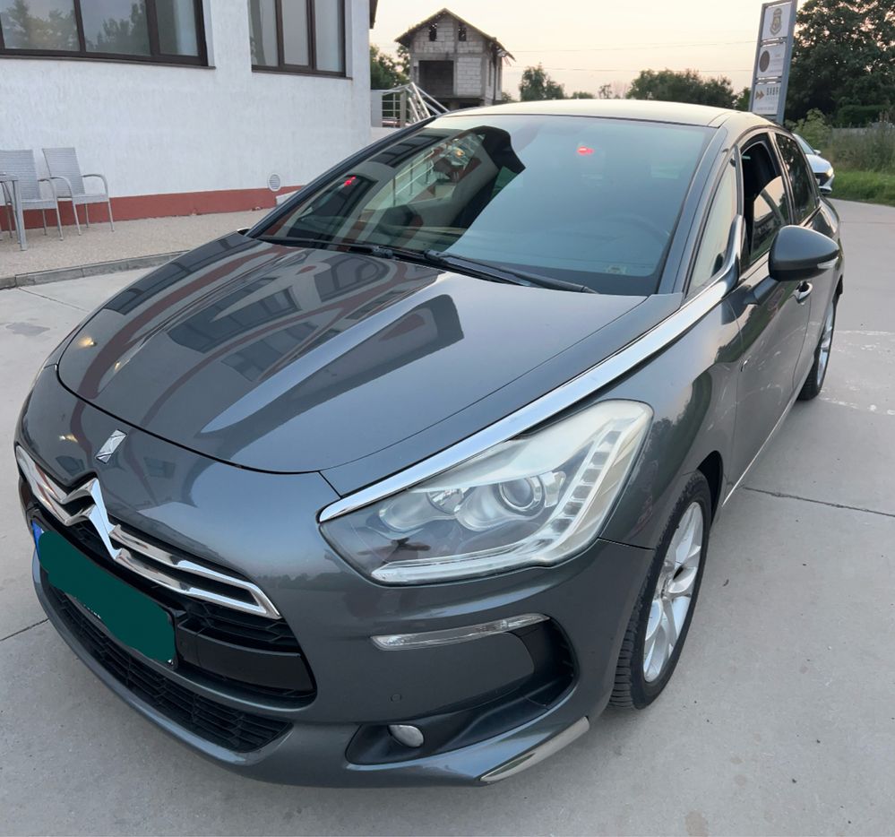 Vand / schimb Citroen Ds5 hibrid /auromat 200cp