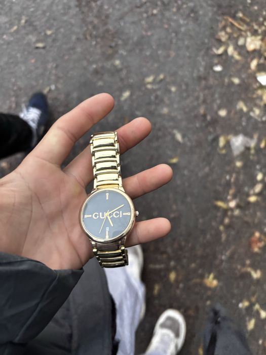 Продам часы по низкой цене