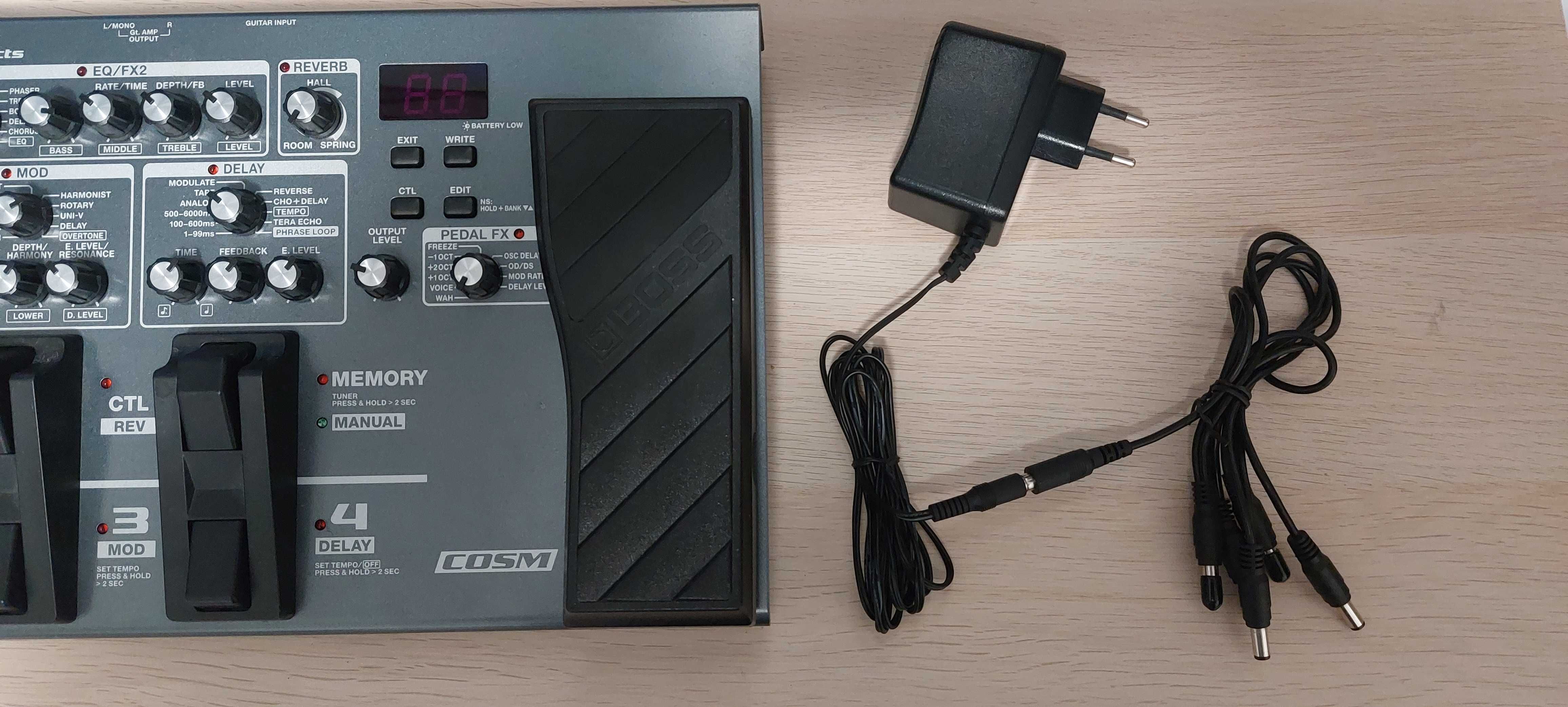 Multiefect chitara Boss ME-80 + Adaptor 220V