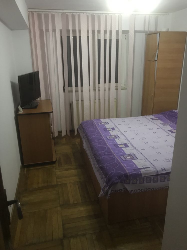 Apartament 2 camere etaj 1 DECOMANDAT