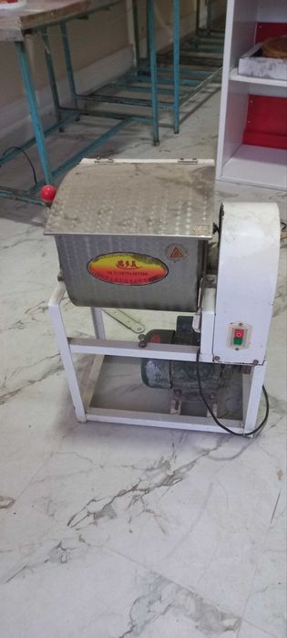 Тестомешалка хамир корадиган  аппарат