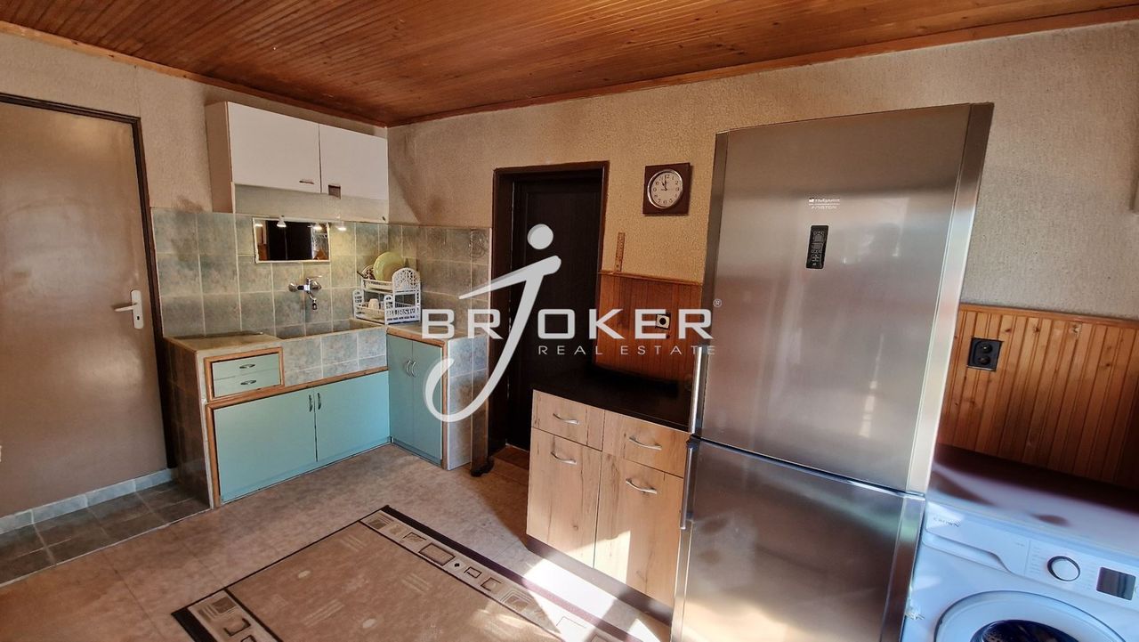 Продава се Къща в с. Николово, Област Хасково - 128 кв.м за 625 €/кв.м - Снимка #10