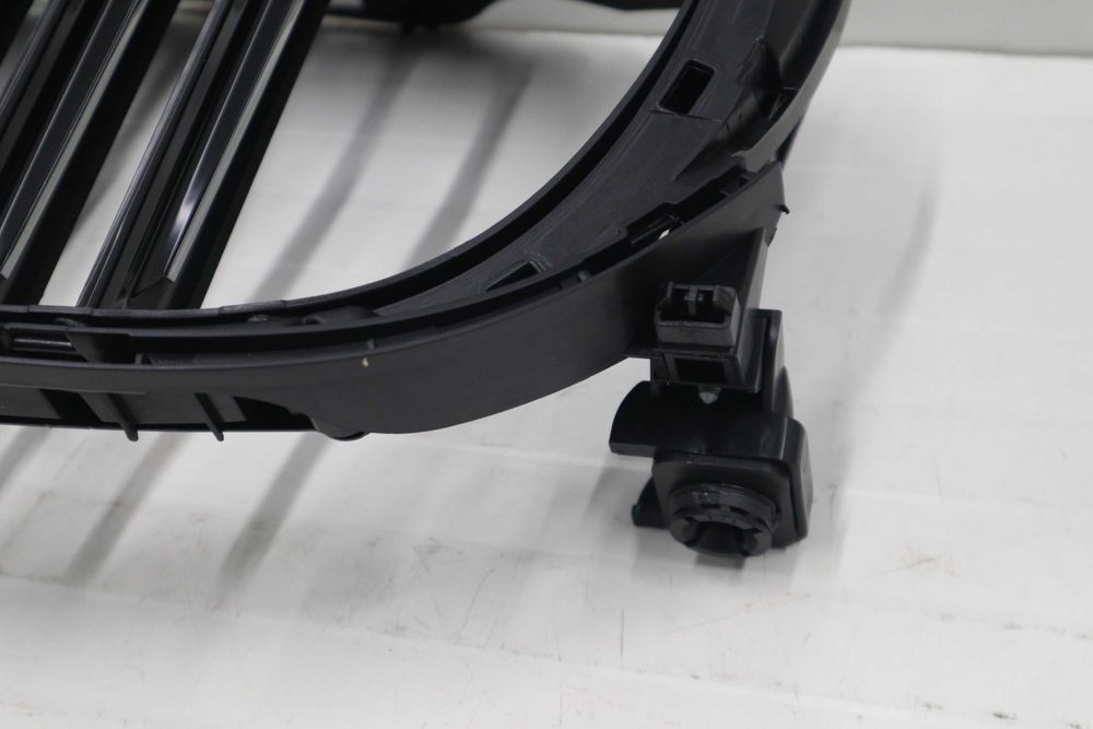 Жалюзи с клапи / Основа бъбреци нощно виждане БМВ Г11 Г12 BMW G11 G12