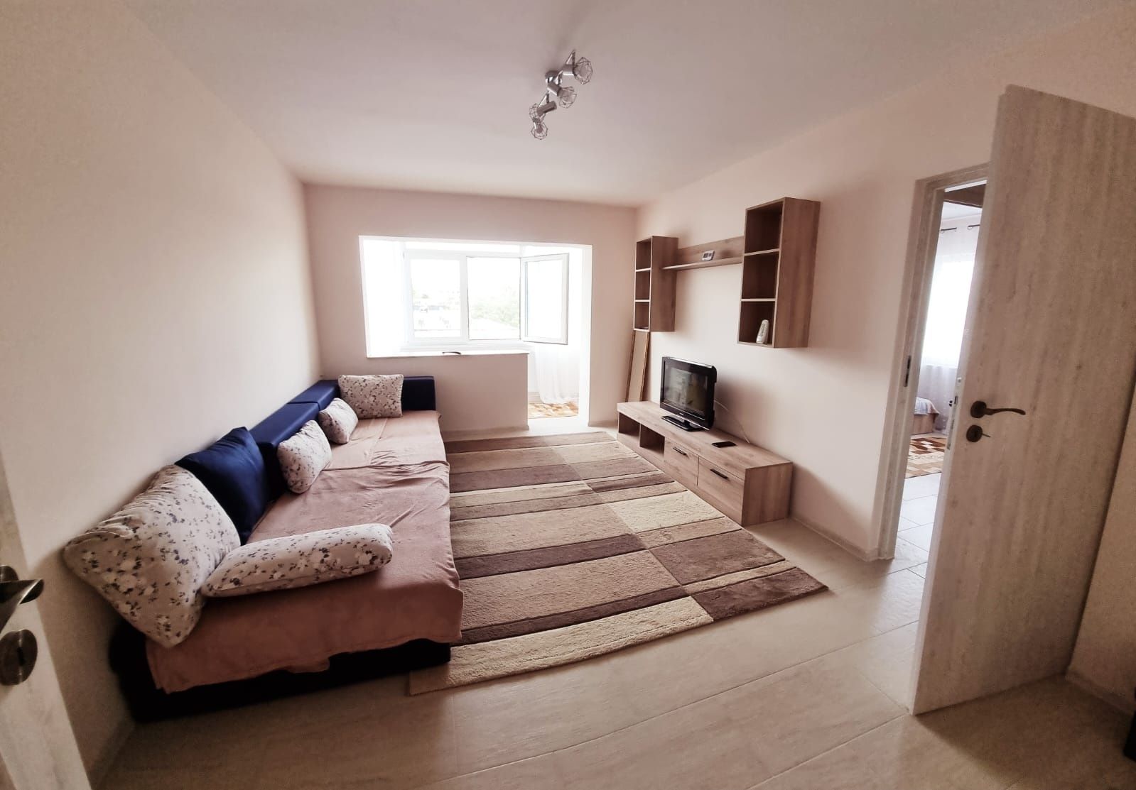 Închiriere apartament zona City Mall Constanta
