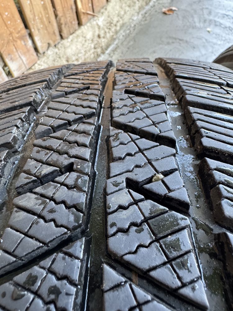 Vand 4 anvelope de iarna 225/40/R18 marca Barum Polaris 5 DOT 2424