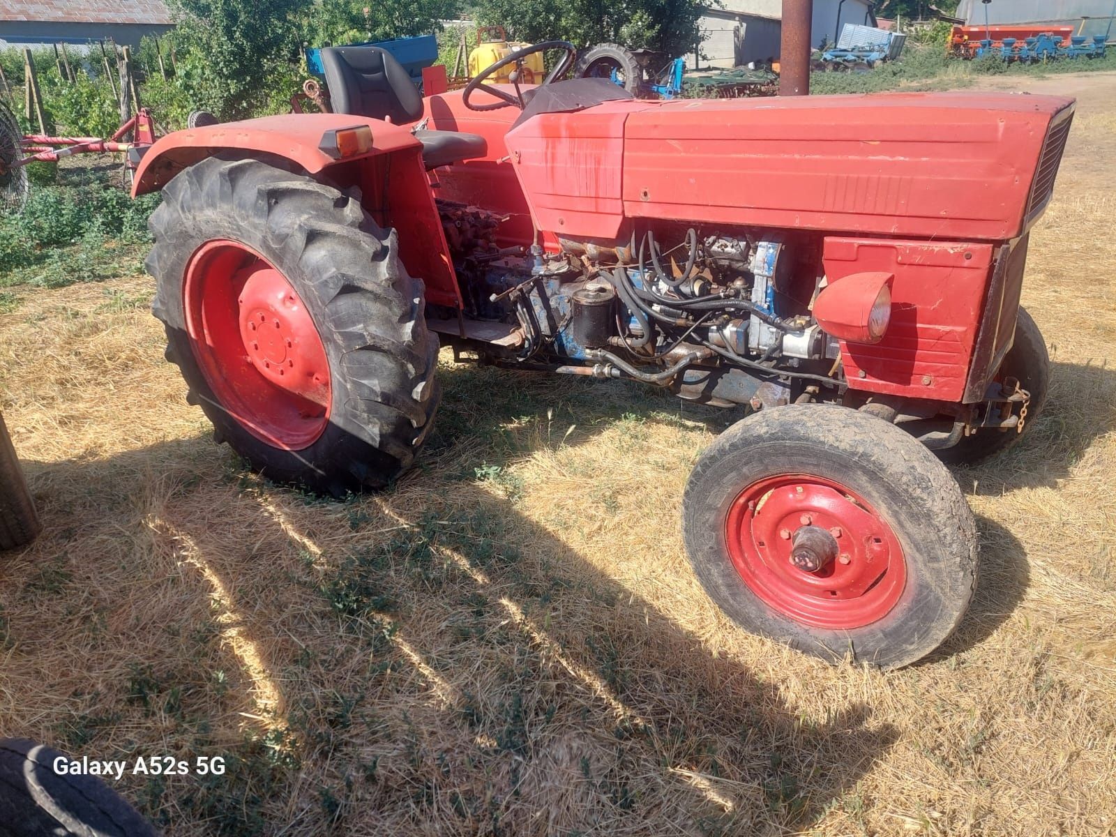 Utilaje agricole -tractor