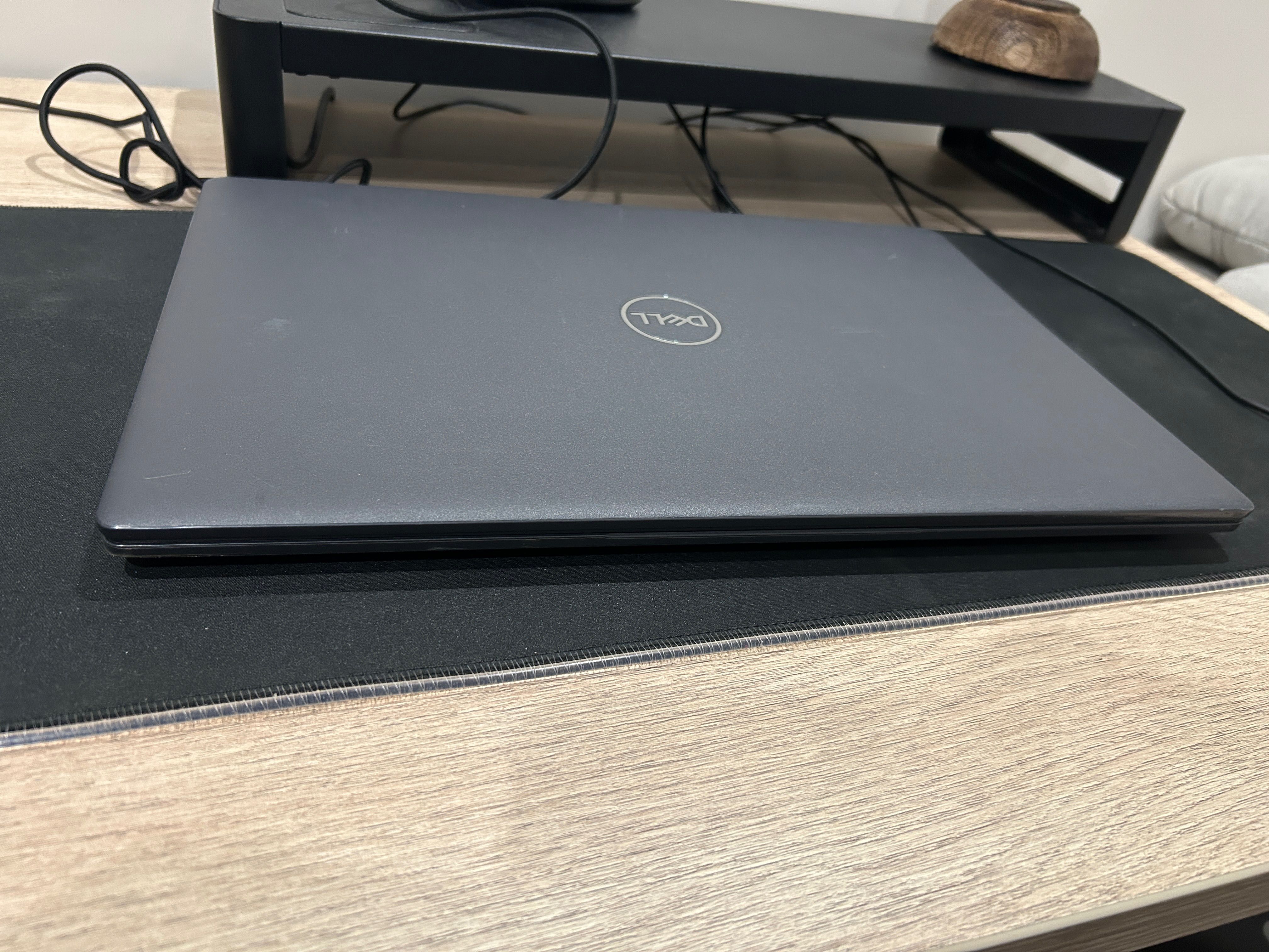 Лаптоп DELL Latitude 3510 15.6”