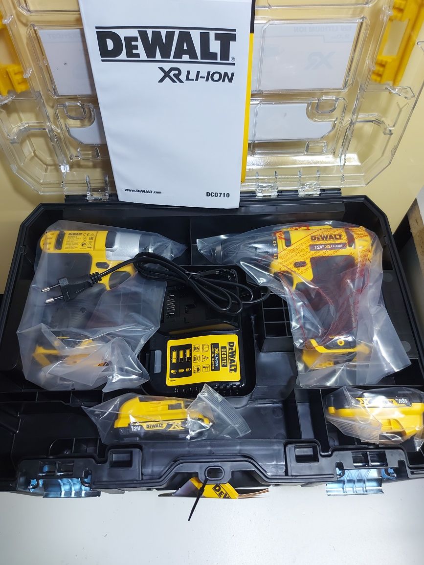 Нов комплект Dewalt 12v