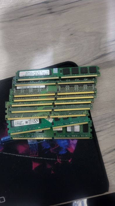 DDR3 2 van 4gb оперативка