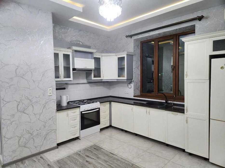 Golden House мирзо-улугбек подключ паркентский Площадь: 80 м² Евро;