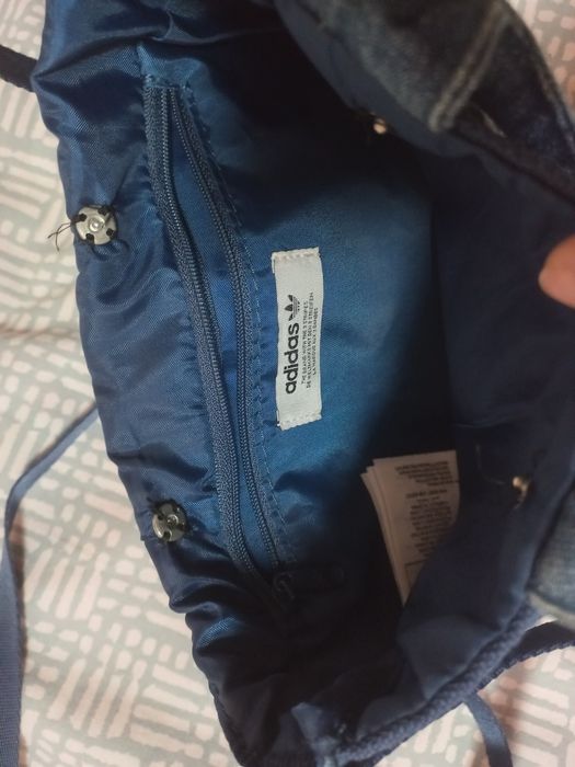 Дамски чанти, Jacquemus,Èram, Air Jordan, Levi's, Adidas