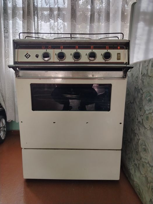 Продаётся газовая плита