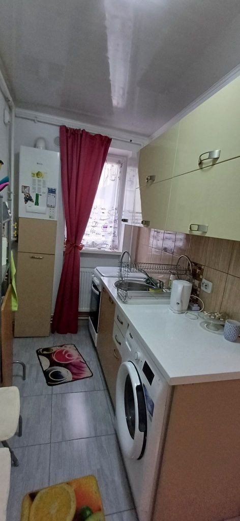 Vând apartament in Motru