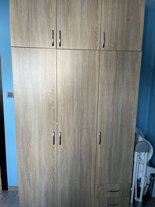 Гардероб с надстройка