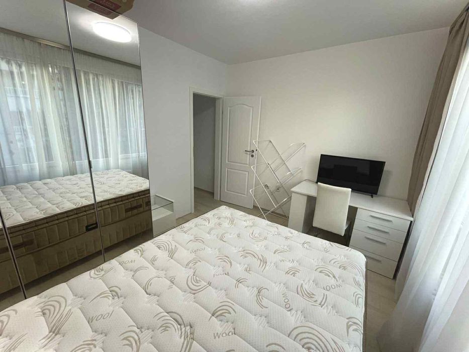 Дава се под наем Тристаен апартамент в София, Стрелбище - 100 кв.м за 900 € - Снимка #6