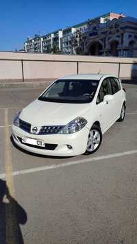 Продам Nissan Tiida 1.6