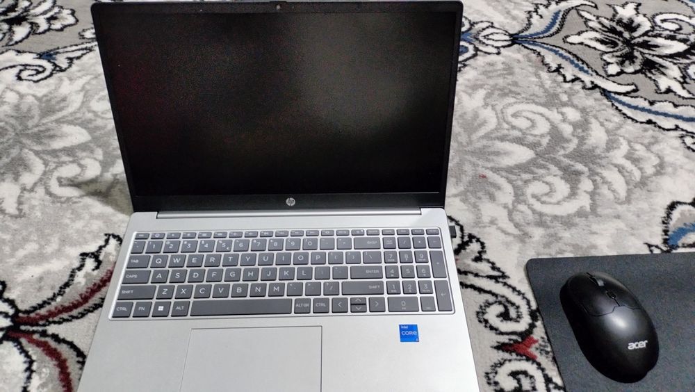 HP 250 G10 noutbuk – ideal holatda, arzon narxda!
