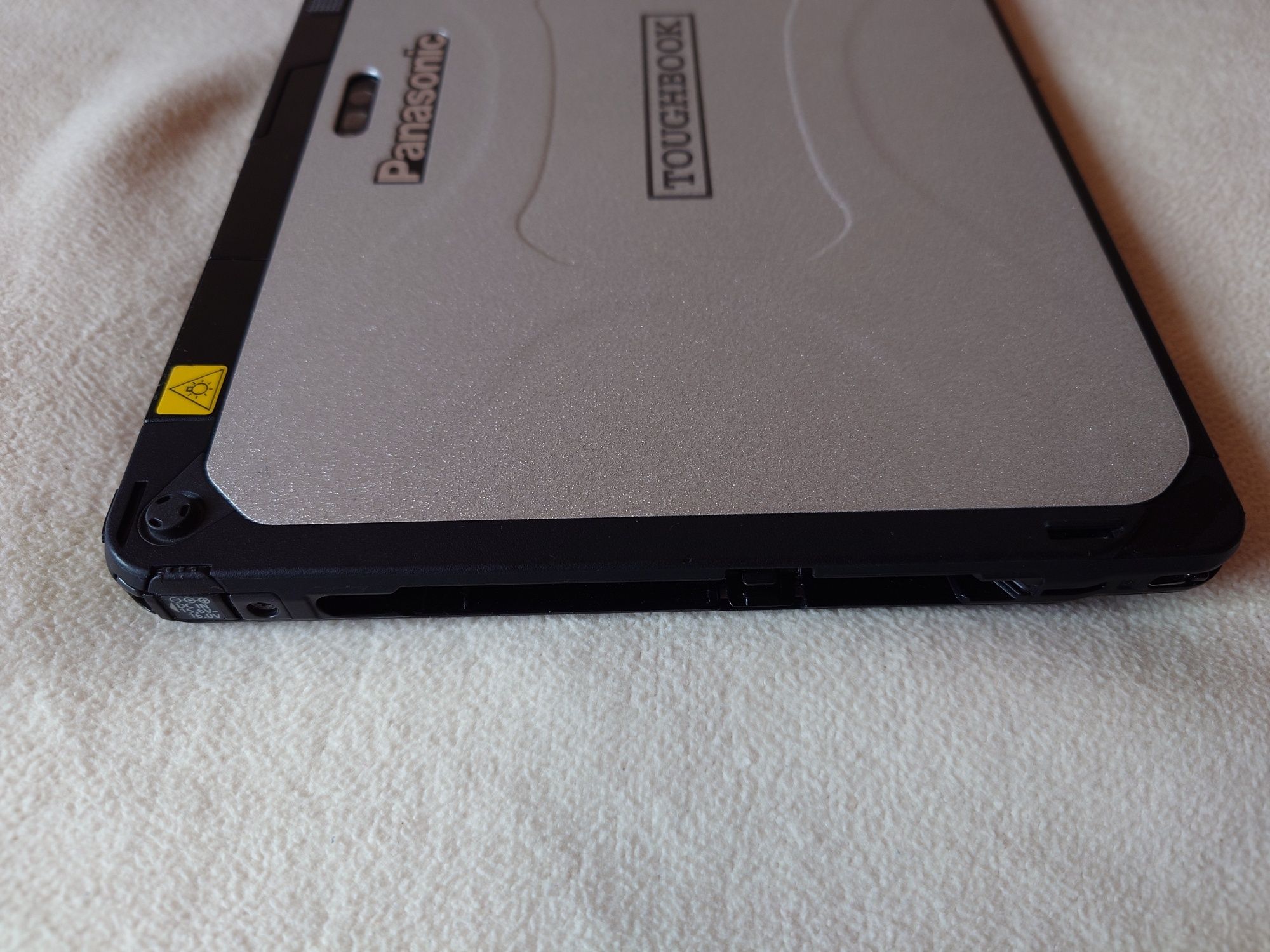 Panasonic CF20 intel I5-7Y57 8gb 256 GB  WLAN diagnoza, 10 ore - teste