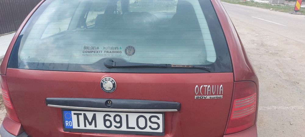 Vând/Schimb cu AUR 24 K SKODA Octavia  1.8Turbo-150cp-GPL-proprietar