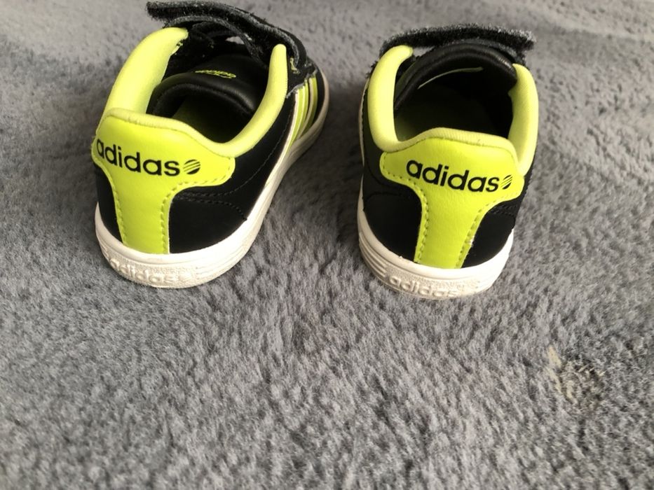 Adidasi Neo mar.21