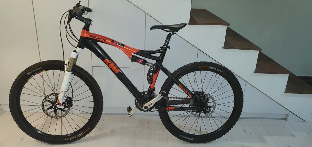 Bicicleta KTM SCORE Full Carbon, Deore XT, Reba Shocks, Monarch 4.2