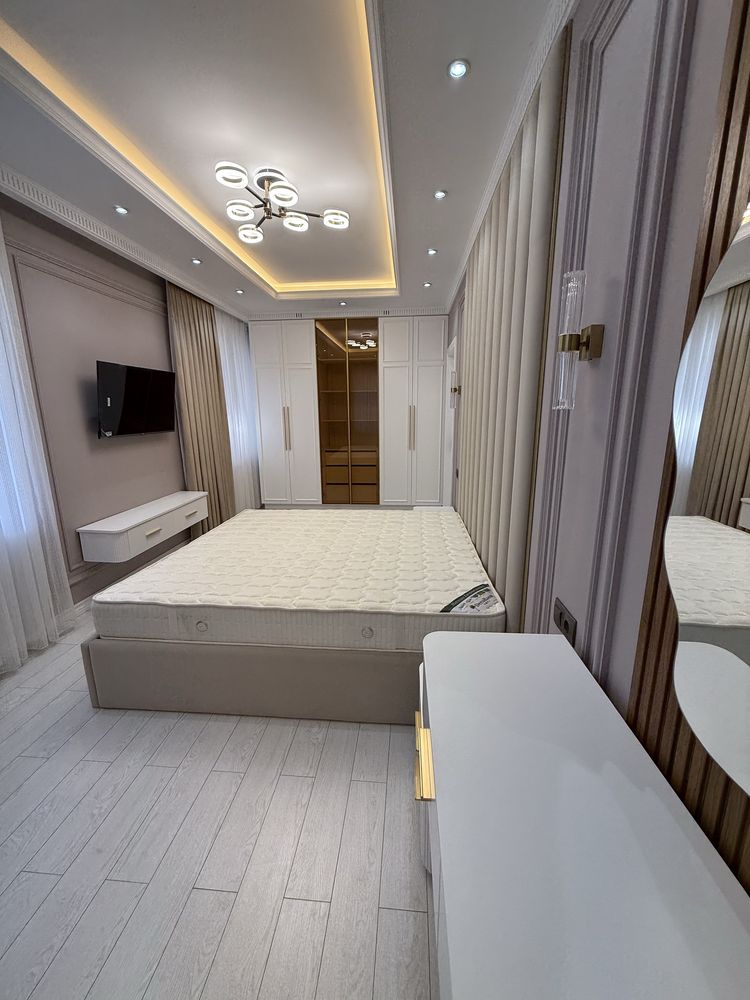 Сдается 3 х комнатная квартира на 3 этаже Крытый рынок 650 $