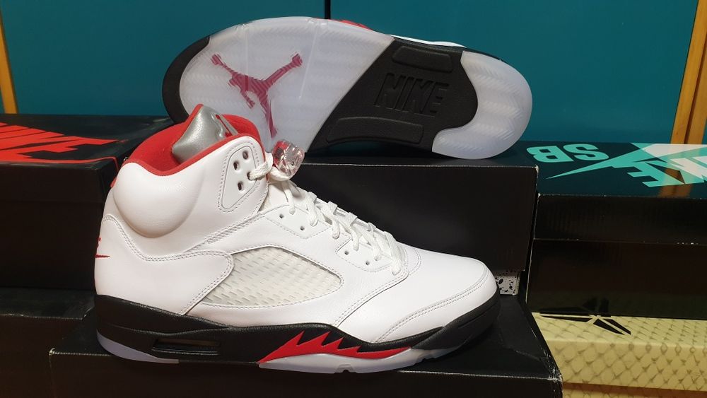 jordan 5 fire red 2020 размери us 13 и us 8.5