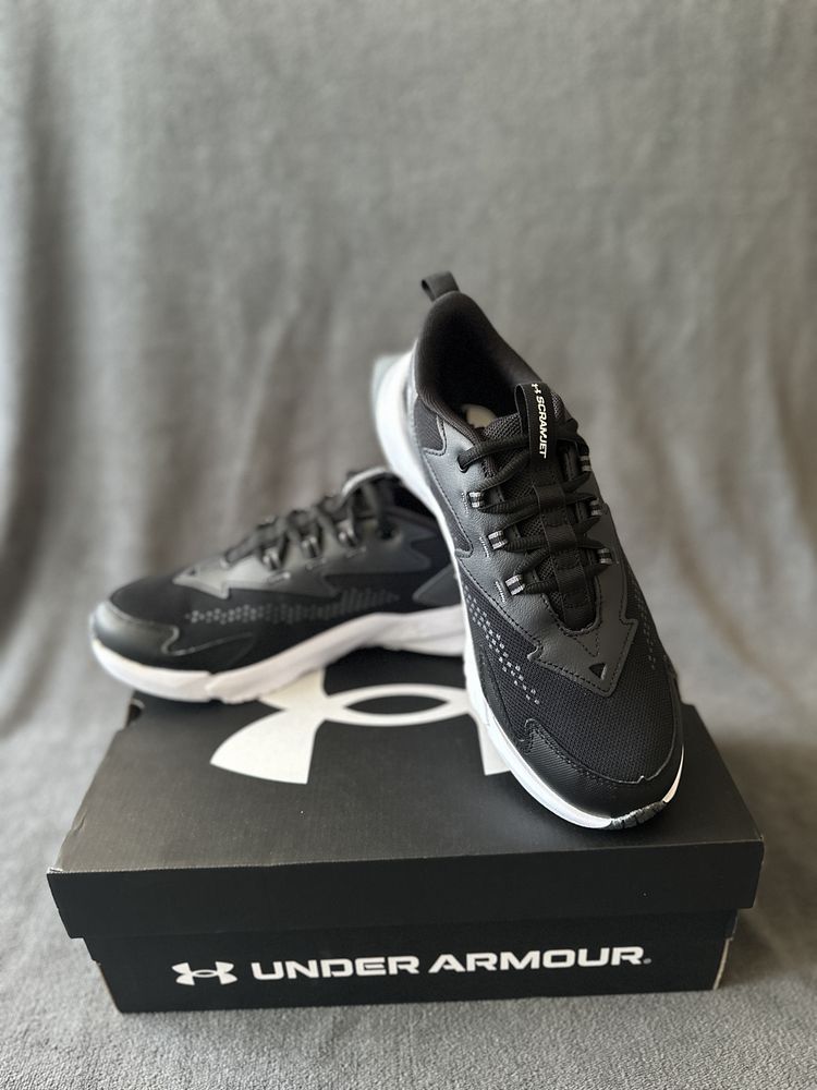 Оригинални нови маратонки Under Armour