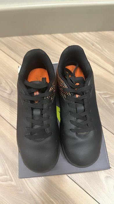 Детские футбольные сороконожки