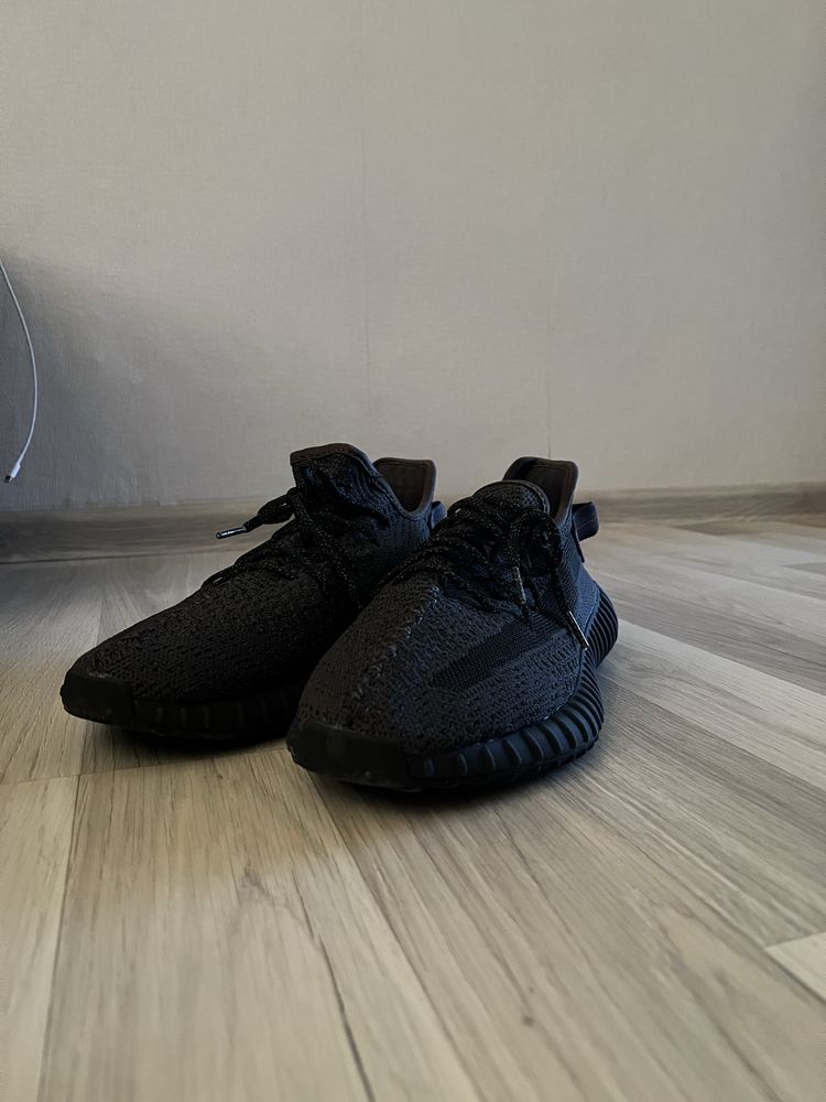 Adidas Yeezy 350 v2 черни Reflective 45 номер