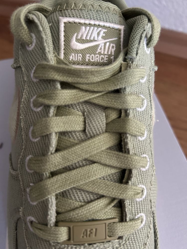 Nike Air Force 1