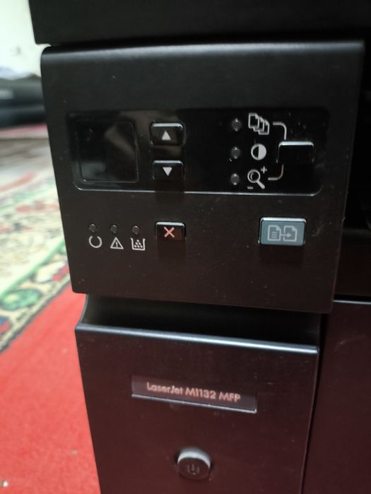 Продается МФУ HP LaserJet M1132 MFP