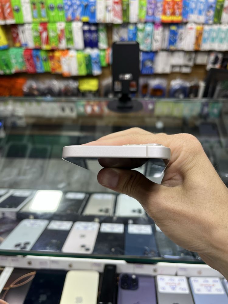 Iphone 13 white 128gb - Naqd va halol nasiya savdoga