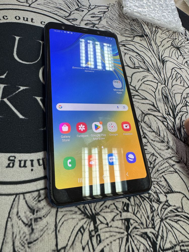 Samsung Galaxy A7 (2018) 4/64gb - отличен