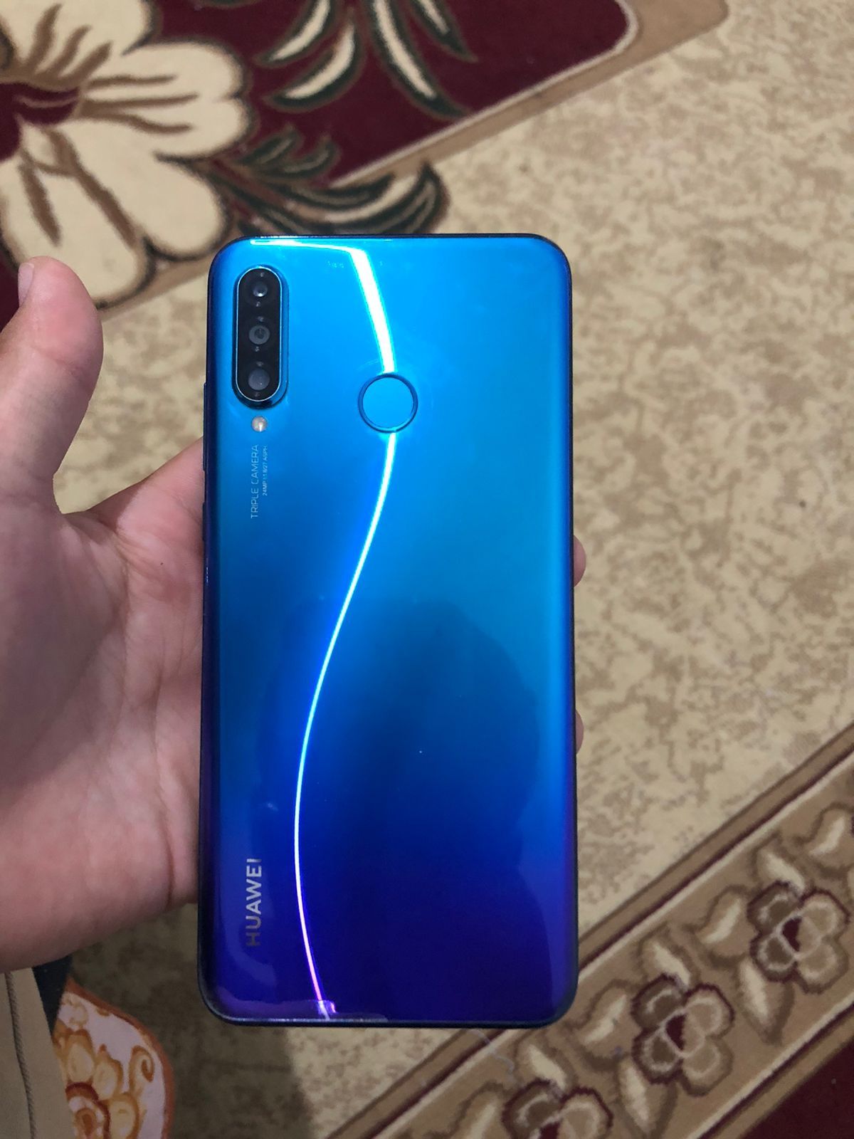 Huawei P30 lait обмен Айфон 7-8