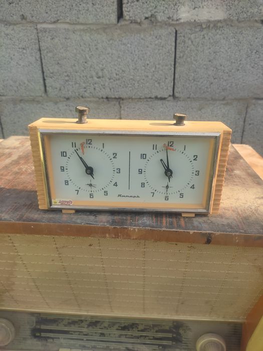 Продам часы шахматный цена договорная