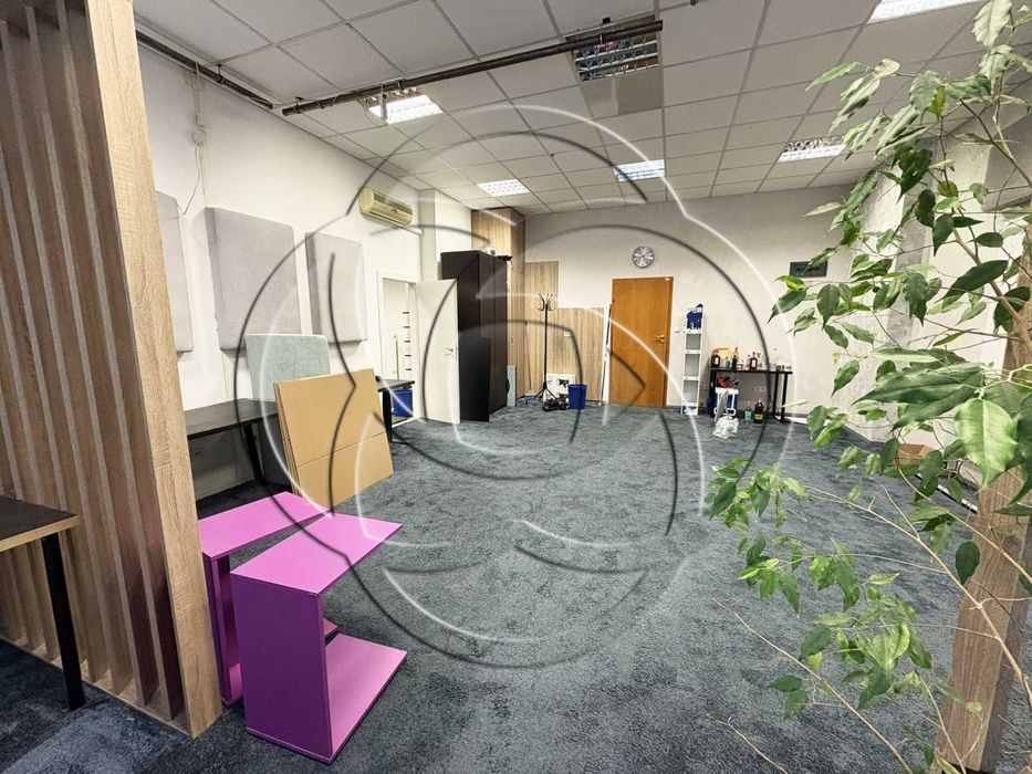 Офис с бърз достъп до бул. ”Цариградско шосе”