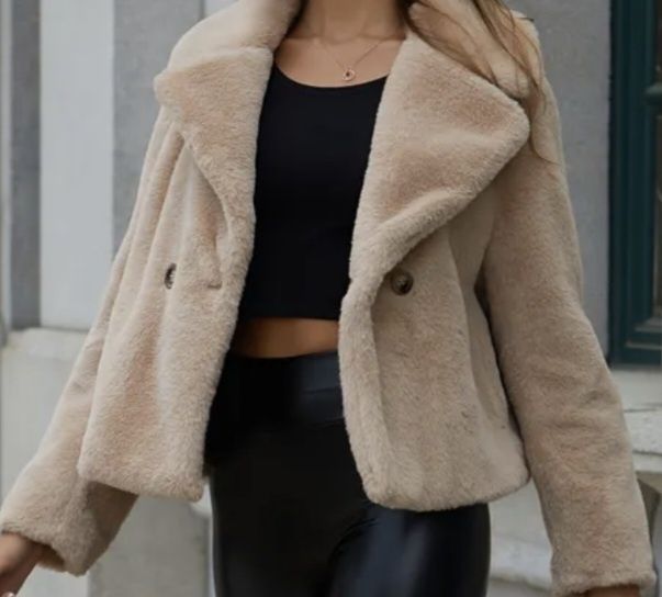 Jacheta eleganta, croiala larga, marimea XS