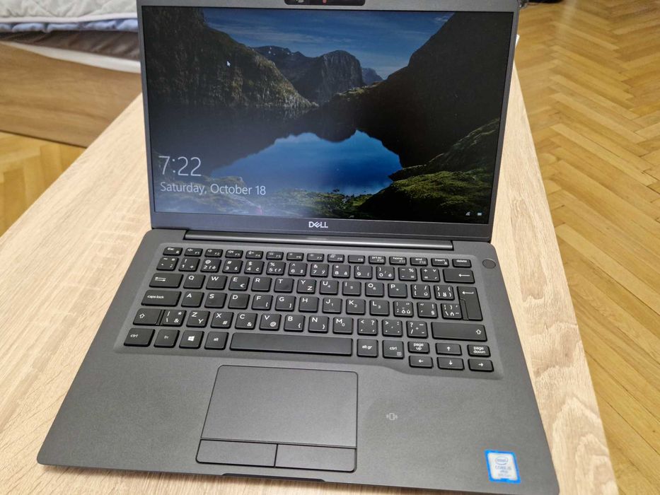 Лаптоп Dell Latitude 7400