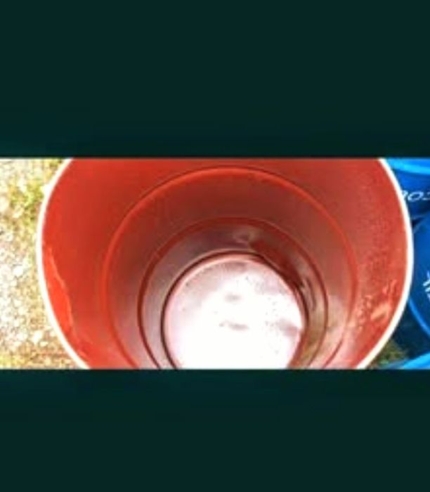 Vând butoaie de tabla