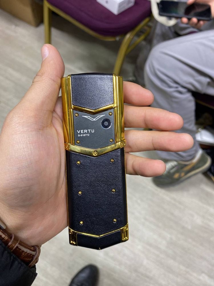 vertu телефоны