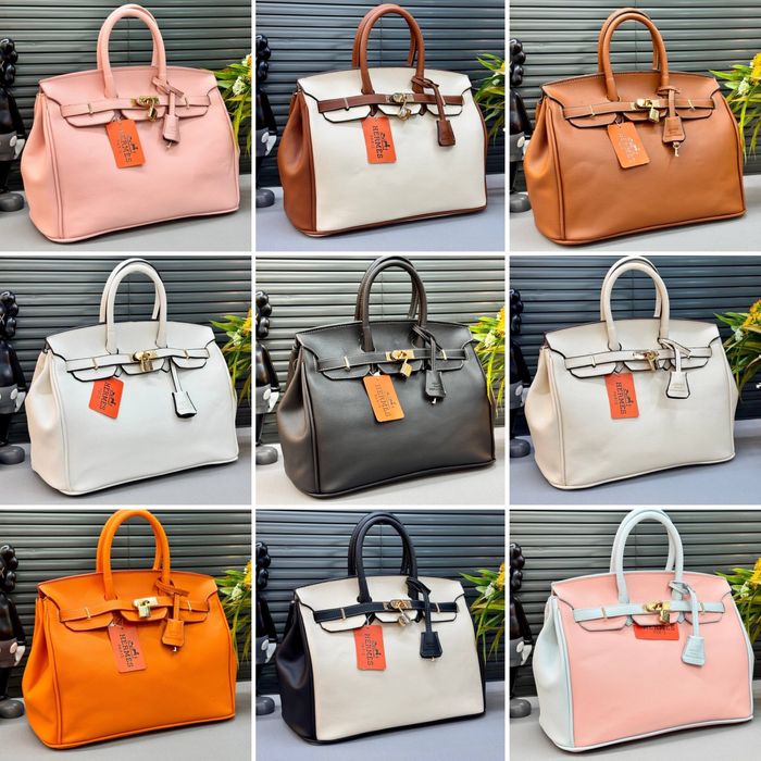 Geanta Hermes noua !!! Dimensiuni 36/30 !!!