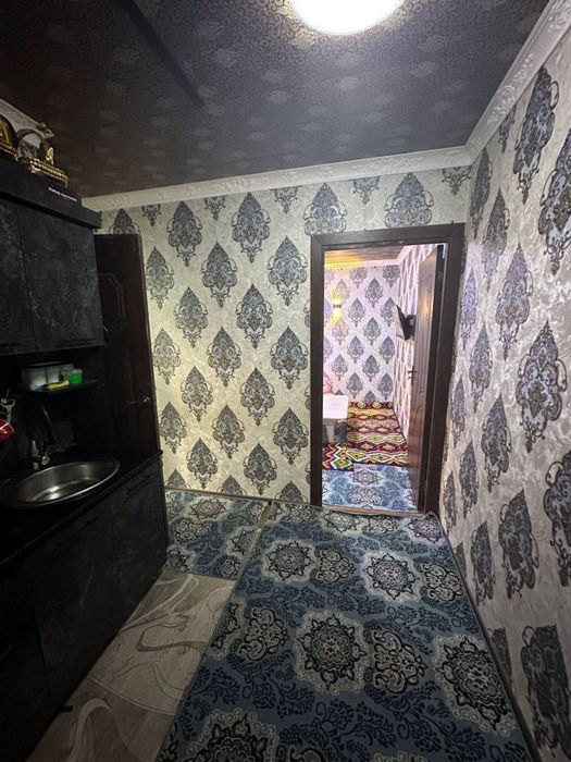 Срочно арзон квартира сотилади 5 микрорайон Сомий