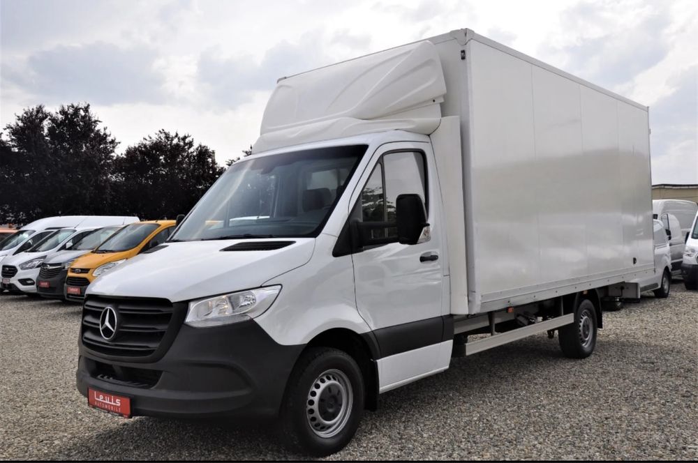 Dube de inchiriat / inchirieri dube / autoutilitara 3.5t / rent a van