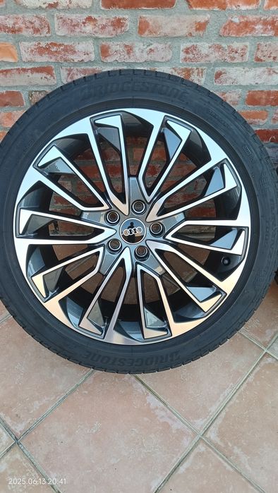 Jante bicolor originale audi A6 C8, 2023,  Bridgestone 245 45 R19
